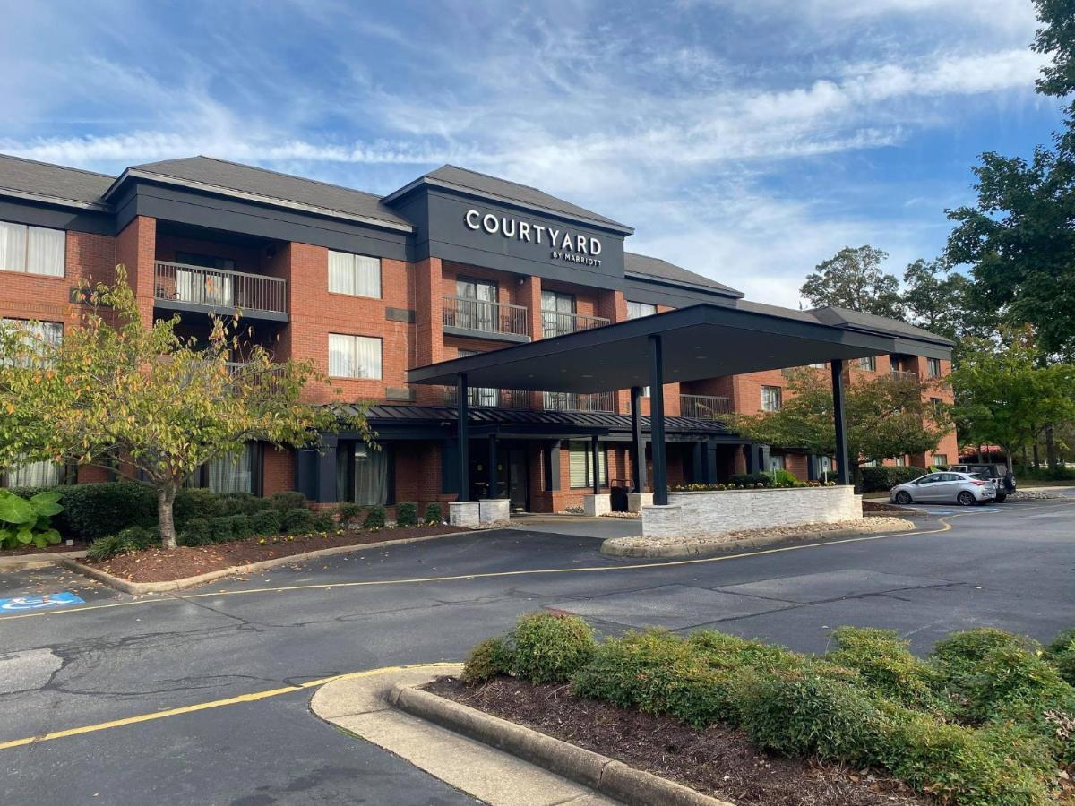 Отель Courtyard Newport News Yorktown Экстерьер фото